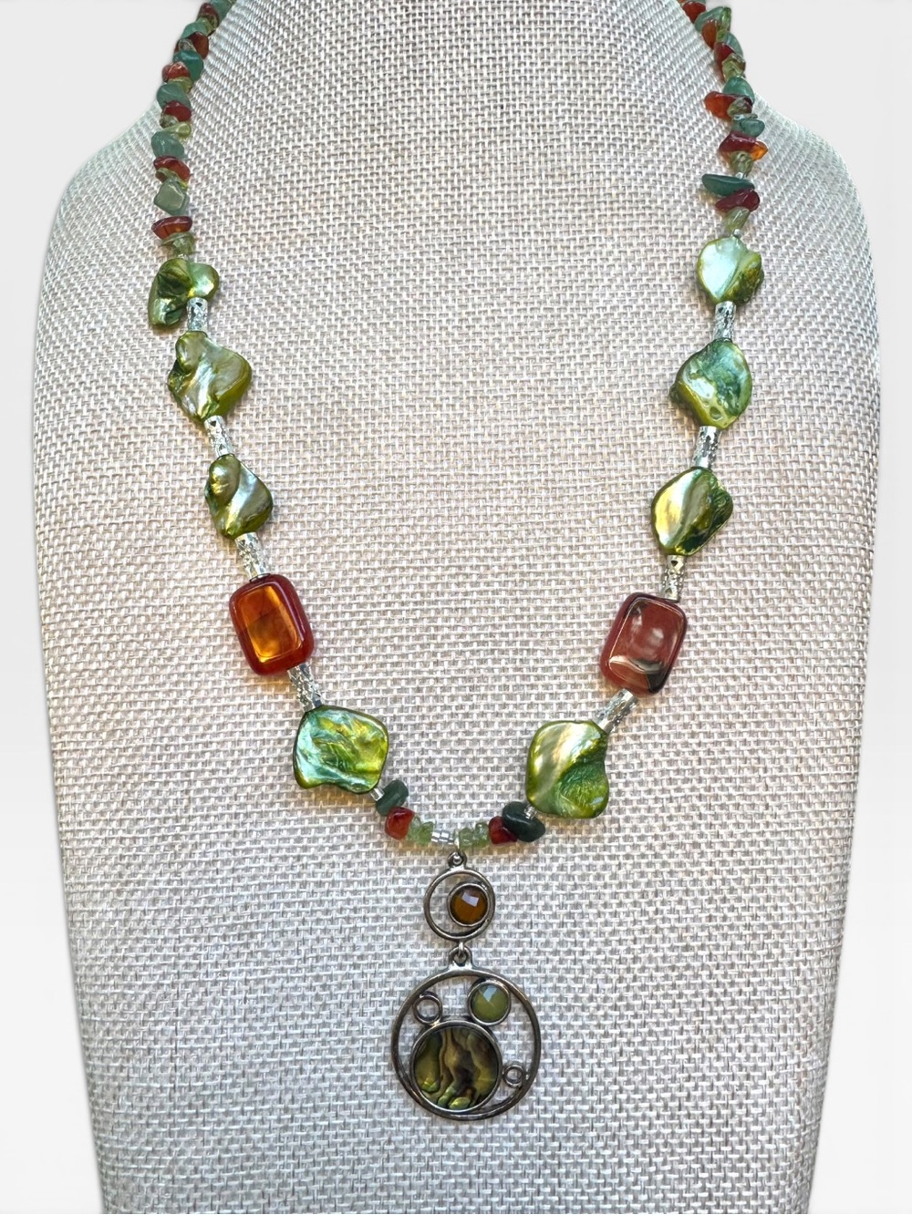 Artisan Green Mother of Pearl, Peridot, Carnelian & Aventurine Pendant Necklace - Picture 4 of 10